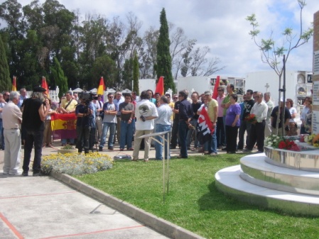 Fotografía del 2º Aniversario del monumento a los fusilados en Pto. Real