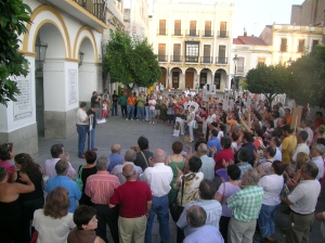 Acto protesta de los familiares 07/07/2006 frente al Ayuntamiento emeritense